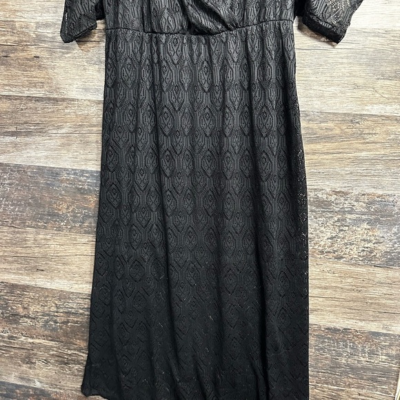Eloquii Black Cowl Neck Maxi Sun Dress with Dolman Sleeves - Picture 4 of 11